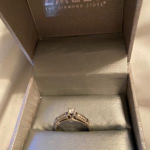 14k gold diamond ring